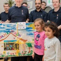 Spendenübergabe Sonnensegel Kindergarten Vogelnest Hauingen