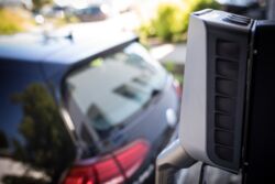 Ladesäule und eGolf bei STEP - unsere Fahrzeugflotte wird elektrisch!