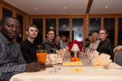 Das STEP-Team im Restaurant