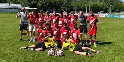 STEP fördert die D-Junioren des FVLB Lörrach als Trikotsponsor