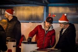 STEP Weihnachtstreff 2025 - Kundenanlass mit Weihnachtsbaumverkauf für das Projekt schoolkidz in Lörrach