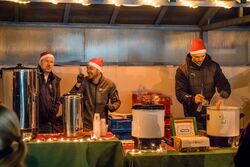 STEP Weihnachtstreff 2025 - Kundenanlass mit Weihnachtsbaumverkauf für das Projekt schoolkidz in Lörrach